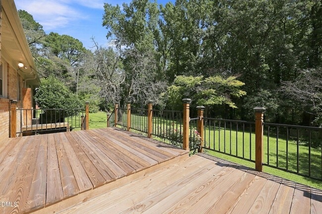 Photo - 41 Hillcrest Dr