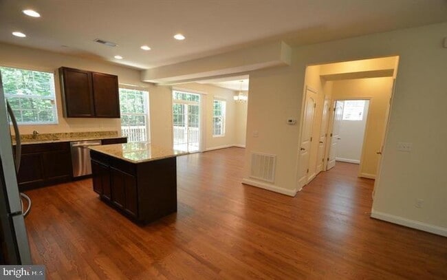Photo - 5917 Sneed Dr