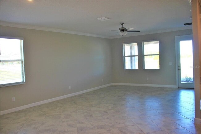 Photo - 9077 Shadyside Ln