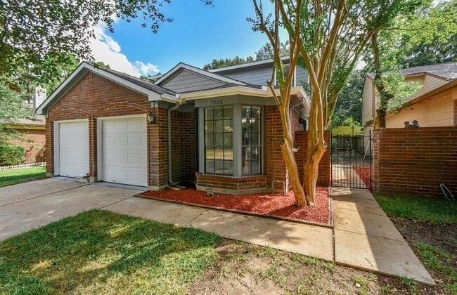 Building Photo - 7726 Springville Dr
