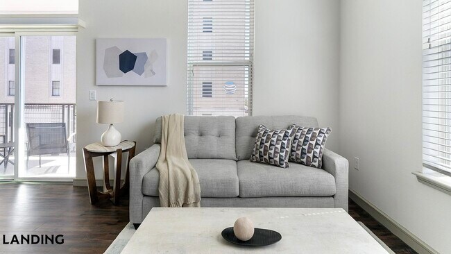 Photo - 1711 Caroline St Unit 324