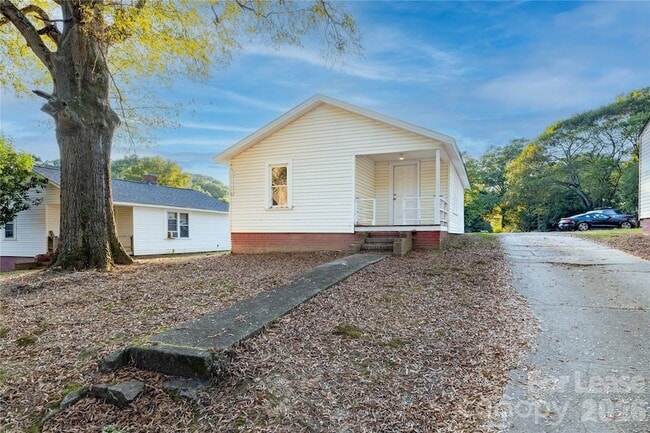 Photo - 109 Cleveland Ave