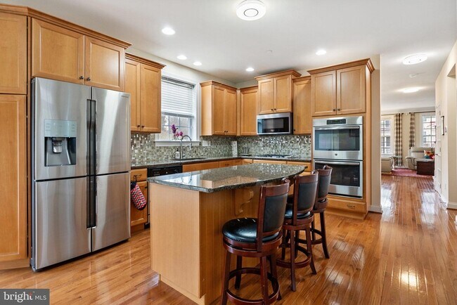 Photo - 133 Shilling Ave