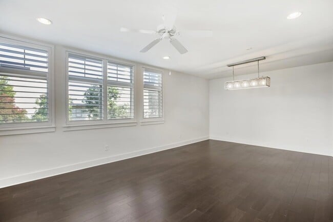 Photo - 908 Nueces St Unit 28