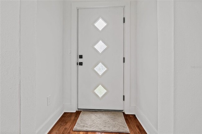 Photo - 2202 N Glen Ave