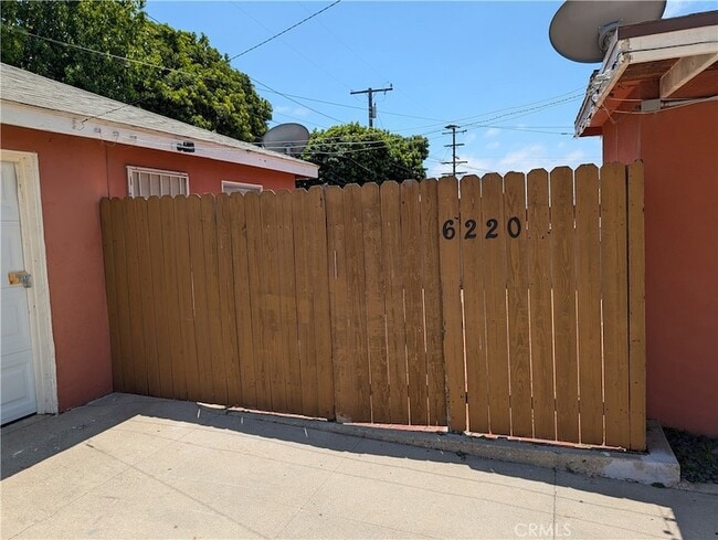 Photo - 6220 1/2 S Fairfax Avenue Unit