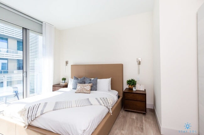 Building Photo - 777 N Ocean Dr Unit SI ID1227215P