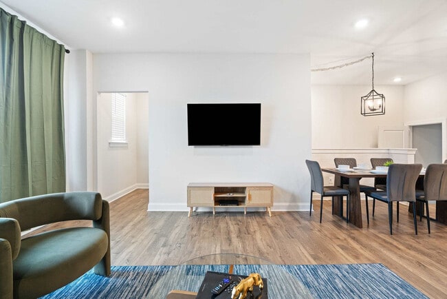 Photo - 1010 Falling Rock Pl Unit SI ID1468389P