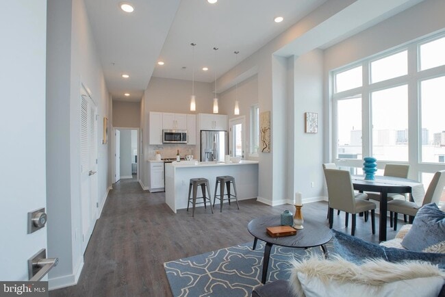 Photo - 1534 Ridge Ave Unit 301