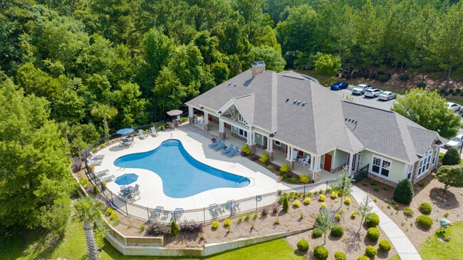 Building Photo - The Crossings At Cottage Hill