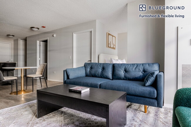 Photo - 180 N Jefferson St Unit FL15-ID1333