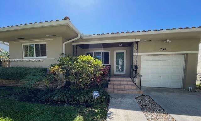 Photo - 750 NE 72nd Terrace