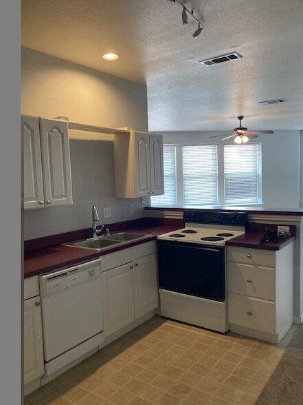 Photo - 103 Historic Town Square Unit 210