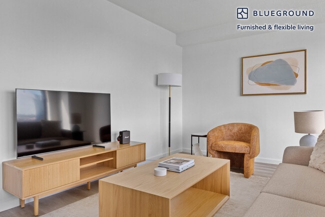 Photo - 20 Waterside Plaza Unit SI FL15-ID979