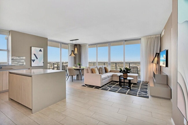 Building Photo - 4010 S Ocean Dr Unit SI FL1-ID1227330P