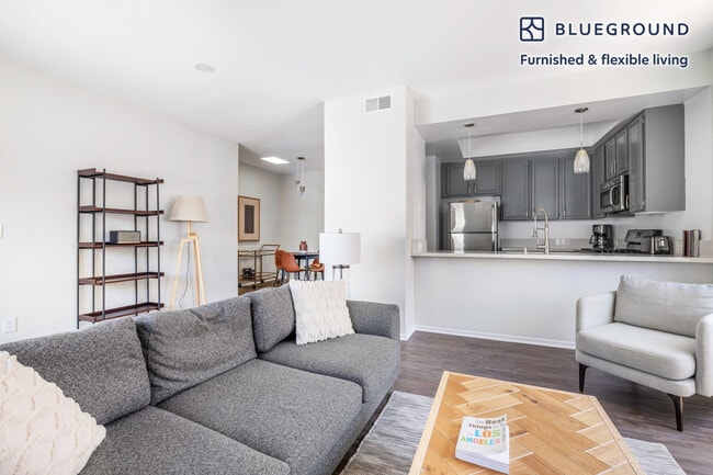 Photo - 711 N Sweetzer Ave Unit FL2-ID430