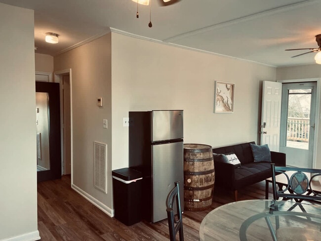 Photo - 14380 Calvert St Unit ID1363918P