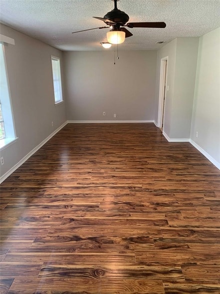 Photo - 901 Downing St