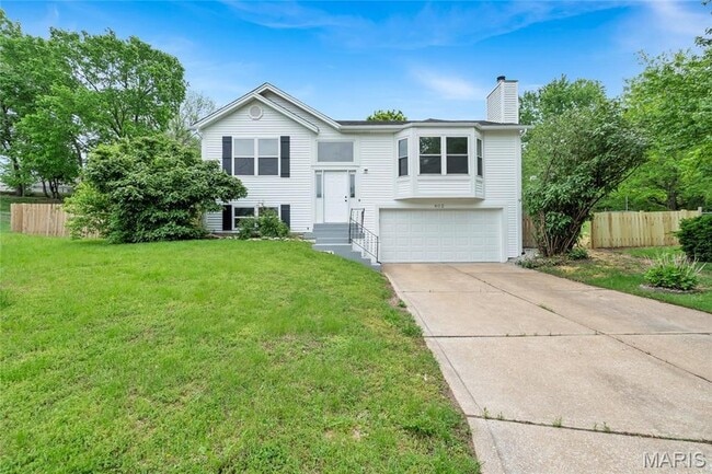 Photo - 802 Notre Dame Dr