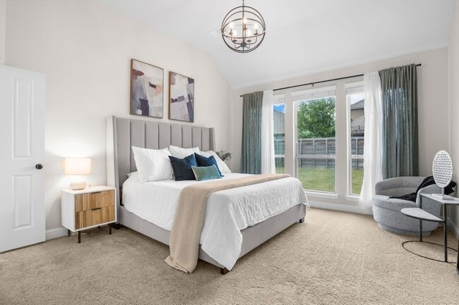 Photo - 853 Field Crossing