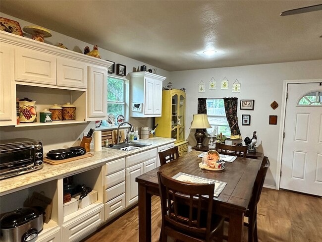 Photo - 1035 N Johnson St