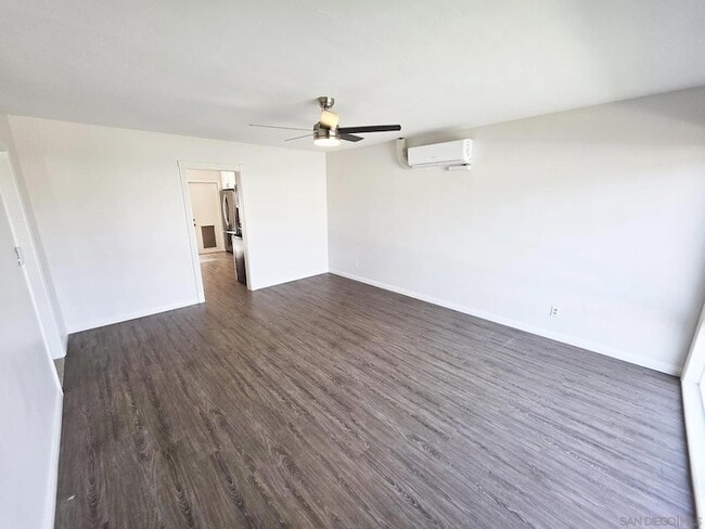 Photo - 4907 Iroquois Ave