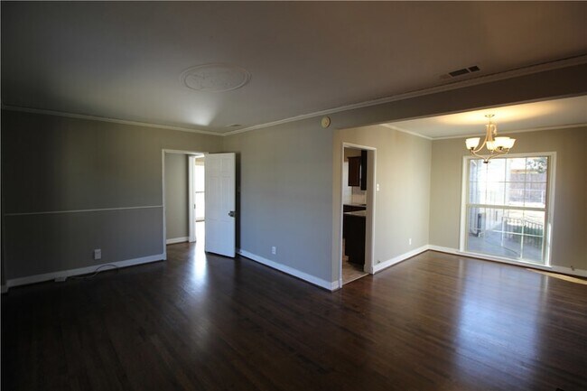 Photo - 4303 Delmar Ave