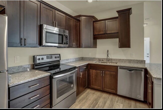 Photo - Rowen Place Apartments