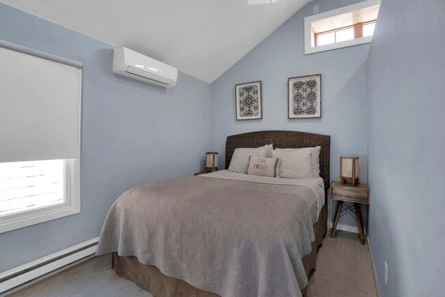 Photo - 4 Oak St Unit ID1261528P