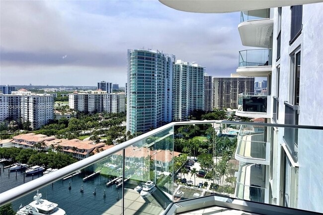 Building Photo - 19707 Turnberry Way Unit 23C