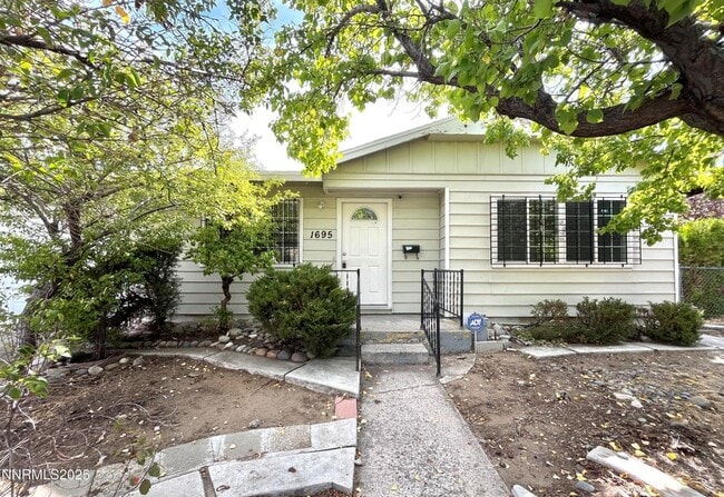 Building Photo - 1695 Trabert Way