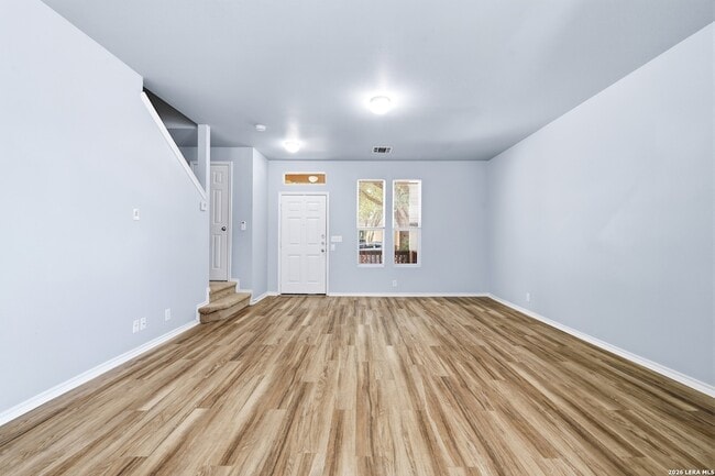 Photo - 10302 Lateleaf Oak