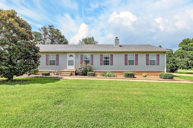 Photo - 2504 Angelyn Dr