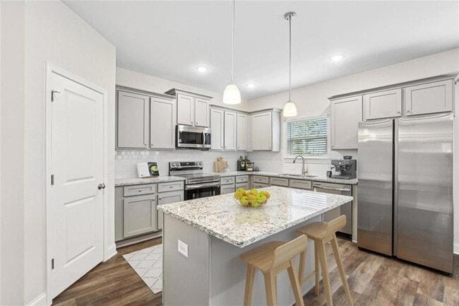 Photo - 2300 Paris Rd