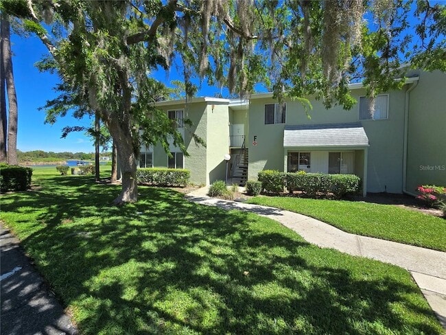 Photo - 582 Fairways Cir Unit A