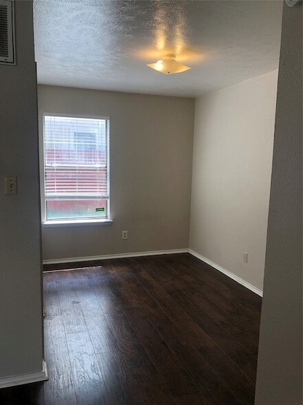 Photo - 2526 W Prairie St Unit 202
