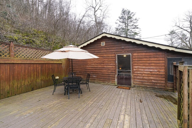 Photo - 72 Faulkner Rd Unit ID1308952P