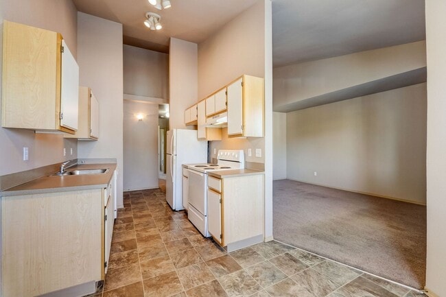 Photo - Gateway Village Apartments