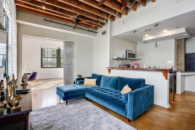 Photo - 1039 Constance St Unit ID1265377P