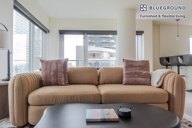 Photo - 10301 NE 10th St Unit FL11-ID945