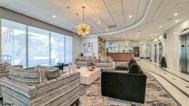 Photo - 101 S Plaza Pl