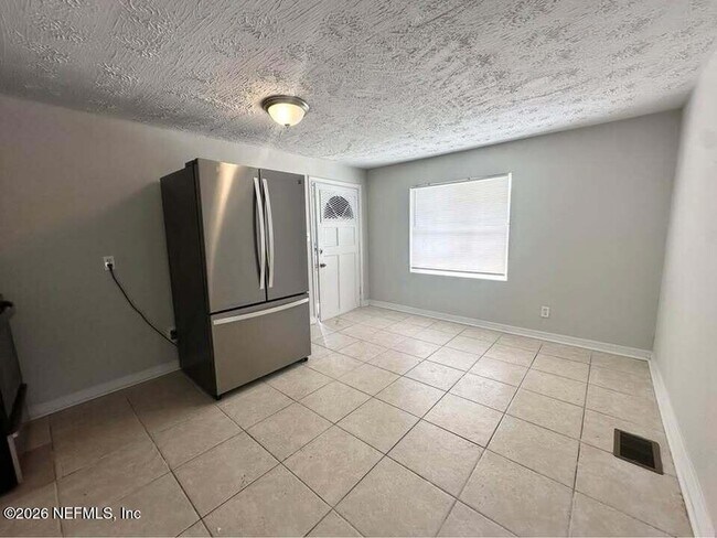 Photo - 1599 W 30th St Unit B