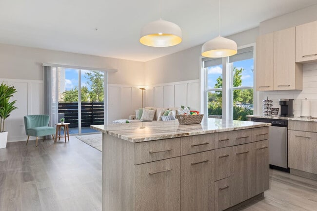 Photo - 28294 Ferry Rd Unit ID1366984P