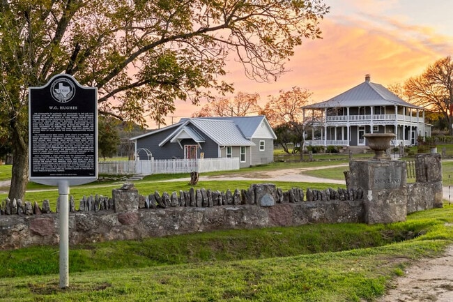 Photo - 9 Maytum Pass Unit ID1054130P