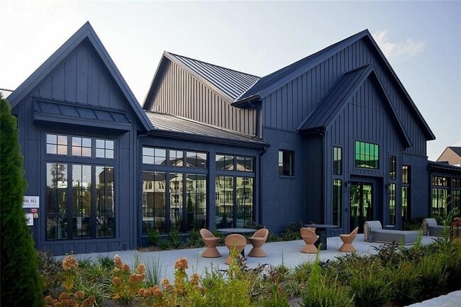 Building Photo - 2300 Margot St