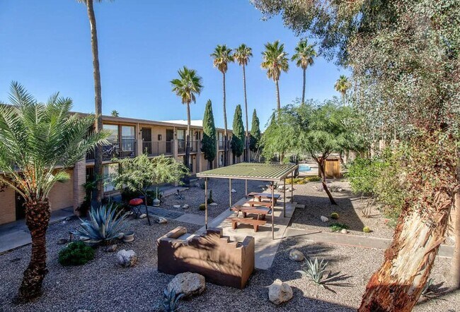 Photo - Vista Hermosa Apartments