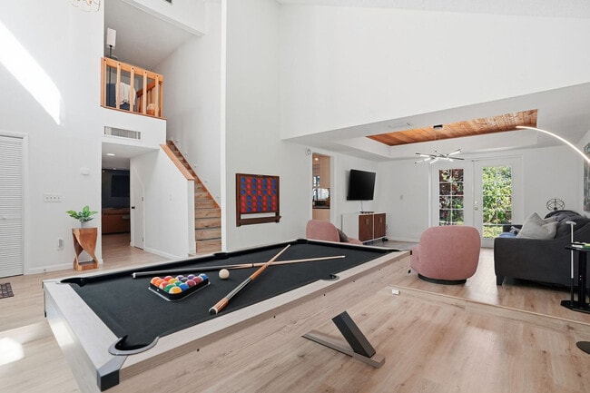 Building Photo - 13609 Heritage Way Unit ID1395641P