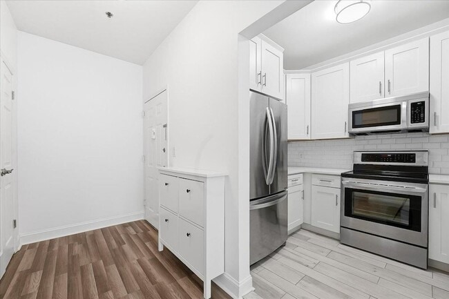 Photo - 318 54th St Unit 1B