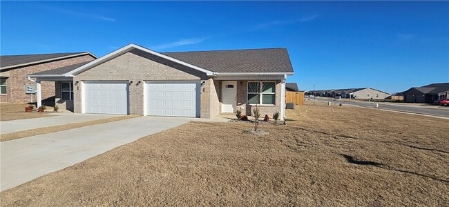 Building Photo - 6804 Toby St