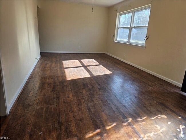 Photo - 618 Beach View St